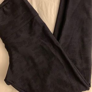 Onzie black leggings